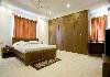 Six Seventy Five Service Apartments Room