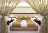 Clarks Inn Room
